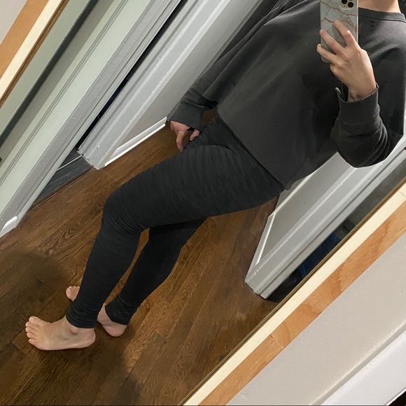 Asset by Spanx Gray Camo Print Leggings - Picture 2 of 7